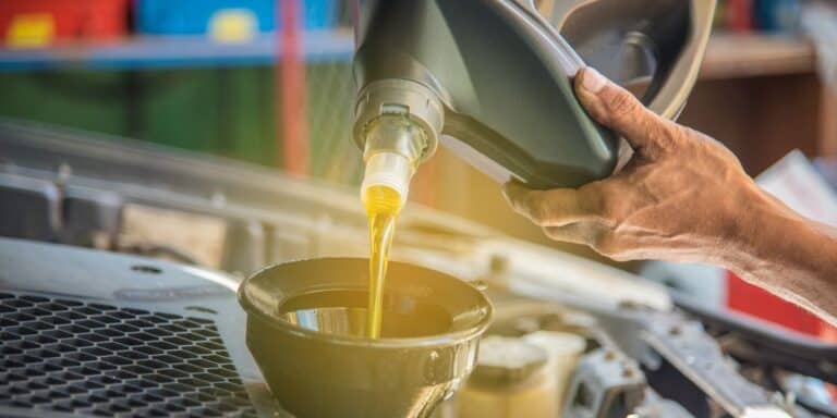 How Much Oil Does My Car Need?